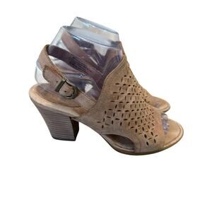 Born Sandals Women 8 Tan Slingback Peep Toe Perforated Boho Comfort Neutral